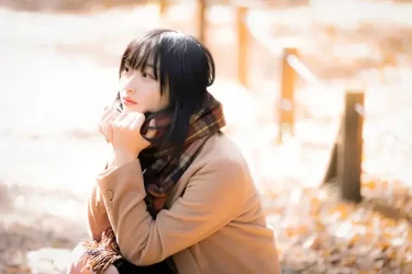 人待ち美女